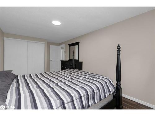 37 Loggers Run, Barrie, ON - Indoor Photo Showing Bedroom