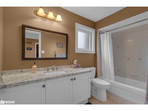 70 Cloughley Drive, Barrie, ON - Indoor Photo Showing Bathroom