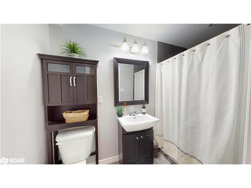 37 Erin Heights Drive, Erin, ON - Indoor Photo Showing Bathroom