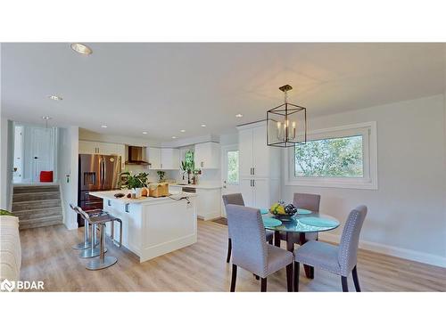 37 Erin Heights Drive, Erin, ON - Indoor Photo Showing Dining Room