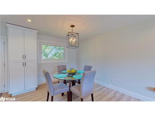 37 Erin Heights Drive, Erin, ON - Indoor Photo Showing Dining Room