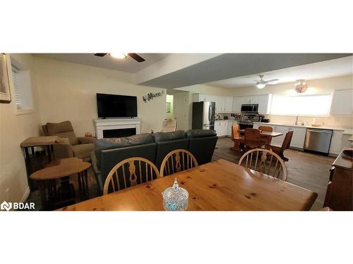 12 Fulsom Crescent, Kawartha Lakes, ON - Indoor Photo Showing Dining Room