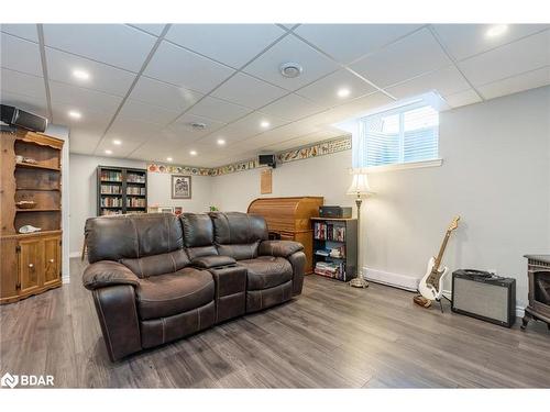 974 Wright Drive, Midland, ON - Indoor Photo Showing Other Room