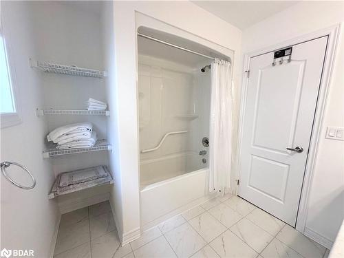 26 Shipley Avenue, Collingwood, ON - Indoor Photo Showing Bathroom
