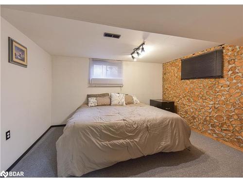 13 Eleanor Road, Orillia, ON - Indoor Photo Showing Bedroom
