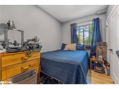 315 Mississaga Street W, Orillia, ON - Indoor Photo Showing Bedroom