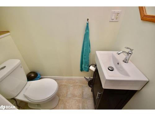 1400 Everton Road, Midland, ON - Indoor Photo Showing Bathroom