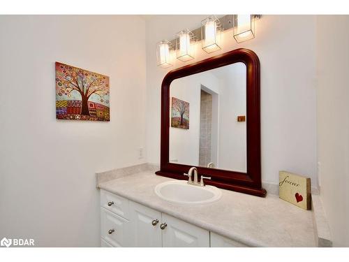 1400 Everton Road, Midland, ON - Indoor Photo Showing Bathroom