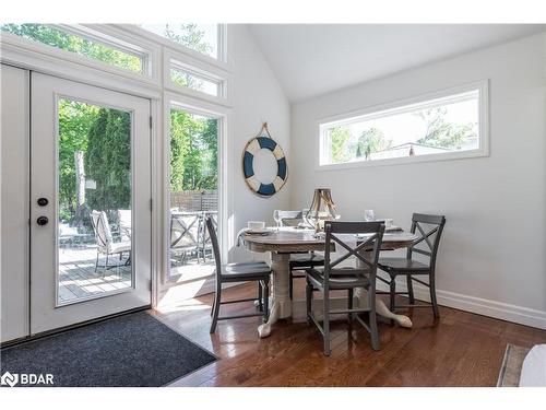 740 10Th Line Line, Innisfil, ON - Indoor Photo Showing Dining Room