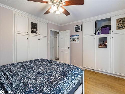 29 Culpepper Drive, Waterloo, ON - Indoor Photo Showing Bedroom