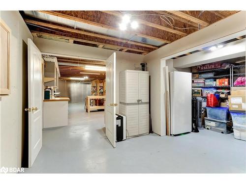 1097 Hurlwood Lane, Orillia, ON - Indoor Photo Showing Basement