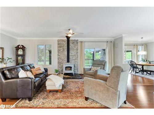 1097 Hurlwood Lane, Orillia, ON - Indoor Photo Showing Living Room With Fireplace