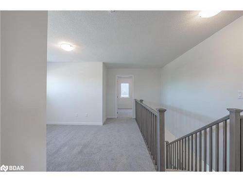 4 Oakmont Drive, Bath, ON - Indoor Photo Showing Other Room
