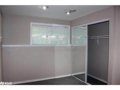 401 Mary Street, Orillia, ON - Indoor Photo Showing Kitchen With Double Sink