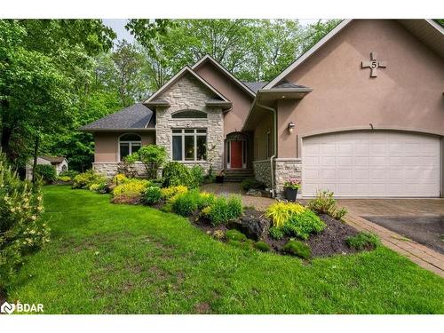 5 Timber Court, Springwater, ON - Outdoor