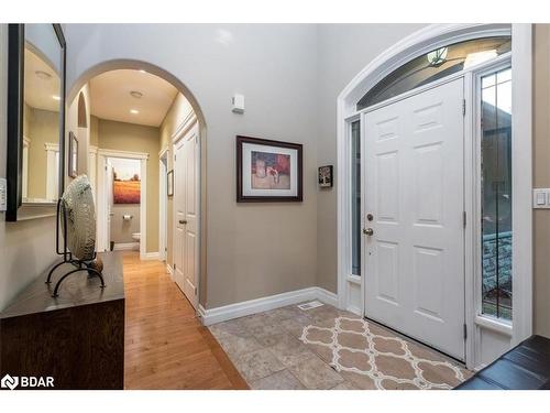 5 Timber Court, Springwater, ON - Indoor Photo Showing Other Room