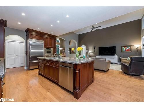 5 Timber Court, Springwater, ON - Indoor Photo Showing Kitchen With Double Sink