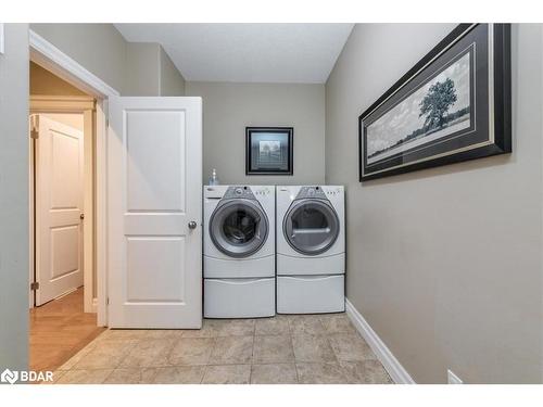 5 Timber Court, Springwater, ON - Indoor Photo Showing Laundry Room