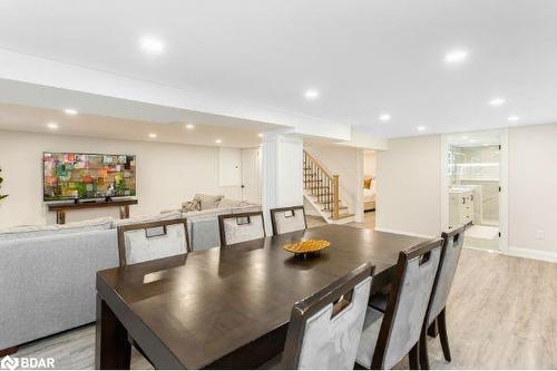 963 Sanford Drive, Burlington, ON - Indoor Photo Showing Dining Room