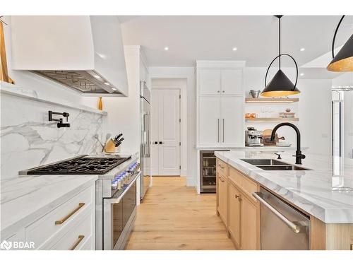 28 Byers St Street, Snow Valley, ON - Indoor Photo Showing Kitchen With Double Sink With Upgraded Kitchen