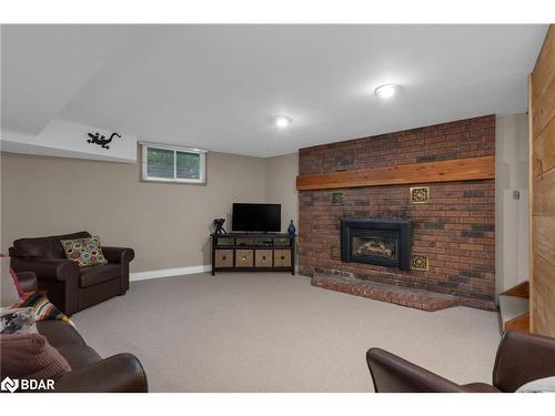 22 Cathedral Pines Rd Road, Barrie, ON - Indoor With Fireplace