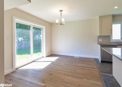 29B Rose Avenue, Orillia, ON - Indoor Photo Showing Kitchen