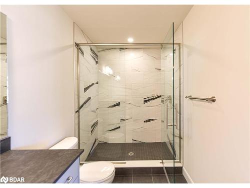 29B Rose Avenue, Orillia, ON - Indoor Photo Showing Bathroom
