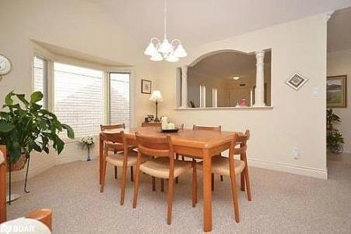 28-150 Bella Vista Trail, Alliston, ON - Indoor Photo Showing Dining Room