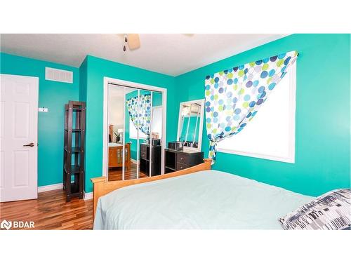 405 Irwin Street, Midland, ON - Indoor Photo Showing Bedroom