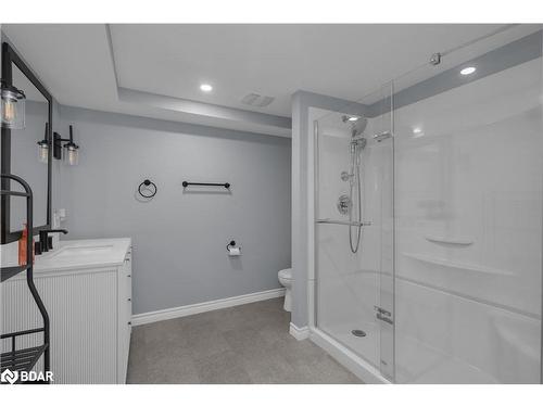 16 Joy Avenue, Orillia, ON - Indoor Photo Showing Bathroom