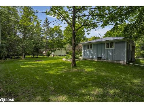 16 Joy Avenue, Orillia, ON - Outdoor With Backyard