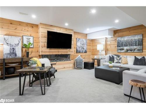 23 Kells Crescent, Collingwood, ON - Indoor Photo Showing Living Room