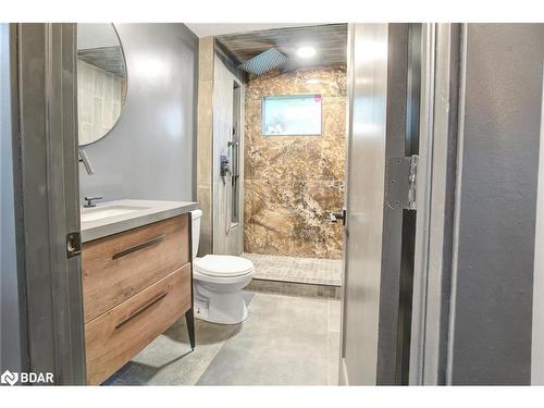 2588 Reeves Road, Tay, ON - Indoor Photo Showing Bathroom