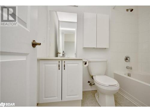 605-300 Essa Road Road, Barrie, ON - Indoor Photo Showing Bathroom