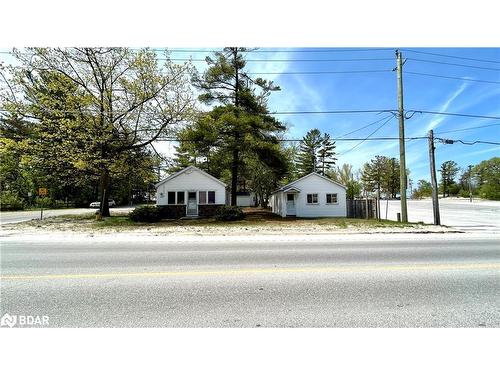 164 Mosley Street, Wasaga Beach, ON 