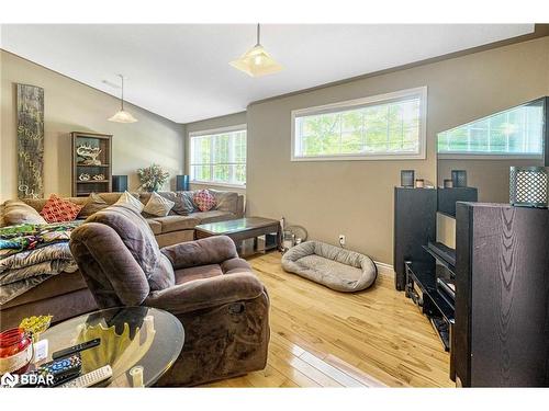 87 Farlain Lake Road E, Tiny, ON - Indoor Photo Showing Living Room