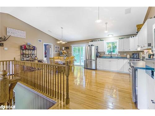 87 Farlain Lake Road E, Tiny, ON - Indoor Photo Showing Kitchen