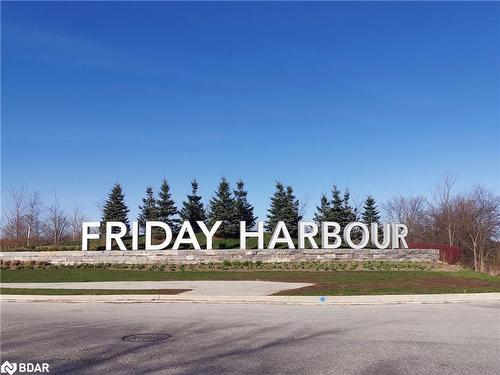 D112-333 Sea Ray Avenue, Innisfil, ON - Outdoor