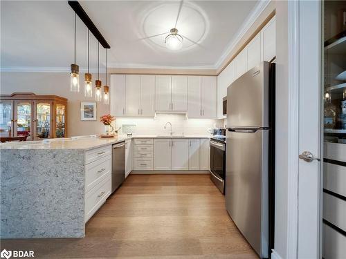 326 Lucy Lane, Orillia, ON - Indoor Photo Showing Kitchen