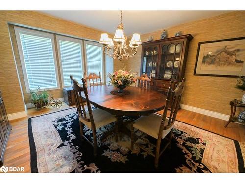 111 Rose Lake Road, Utterson, ON - Indoor Photo Showing Dining Room