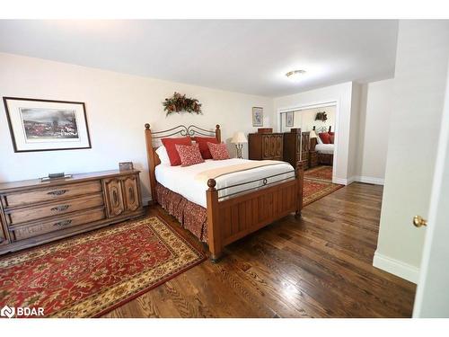 111 Rose Lake Road, Utterson, ON - Indoor Photo Showing Bedroom