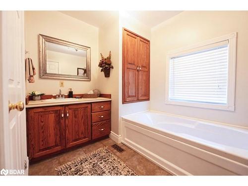 111 Rose Lake Road, Utterson, ON - Indoor Photo Showing Bathroom