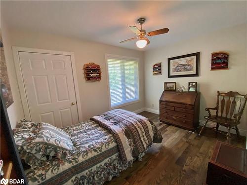 111 Rose Lake Road, Utterson, ON - Indoor Photo Showing Bedroom