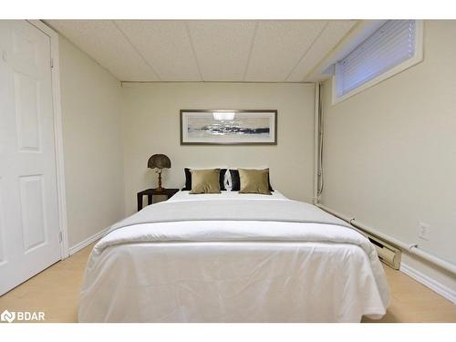 111 Rose Lake Road, Utterson, ON - Indoor Photo Showing Bedroom