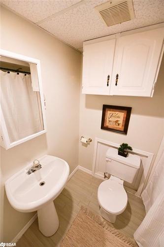 111 Rose Lake Road, Utterson, ON - Indoor Photo Showing Bathroom