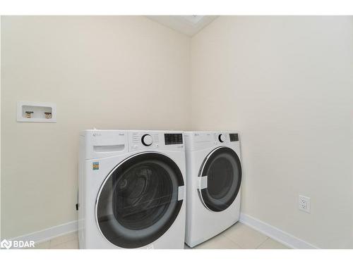 20 Aviron Crescent, Welland, ON - Indoor Photo Showing Laundry Room