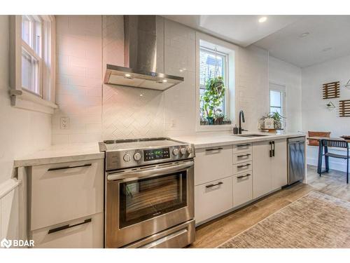 344 Emerald Street N, Hamilton, ON - Indoor Photo Showing Kitchen With Upgraded Kitchen