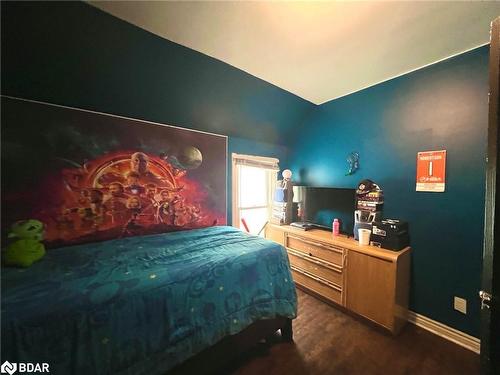 229 Tragina Avenue N, Hamilton, ON - Indoor Photo Showing Bedroom