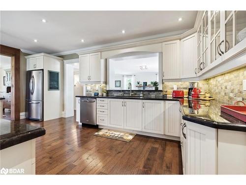 82 Providence Road, Kawartha Lakes, ON - Indoor Photo Showing Kitchen With Upgraded Kitchen