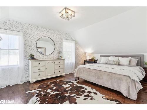 82 Providence Road, Kawartha Lakes, ON - Indoor Photo Showing Bedroom